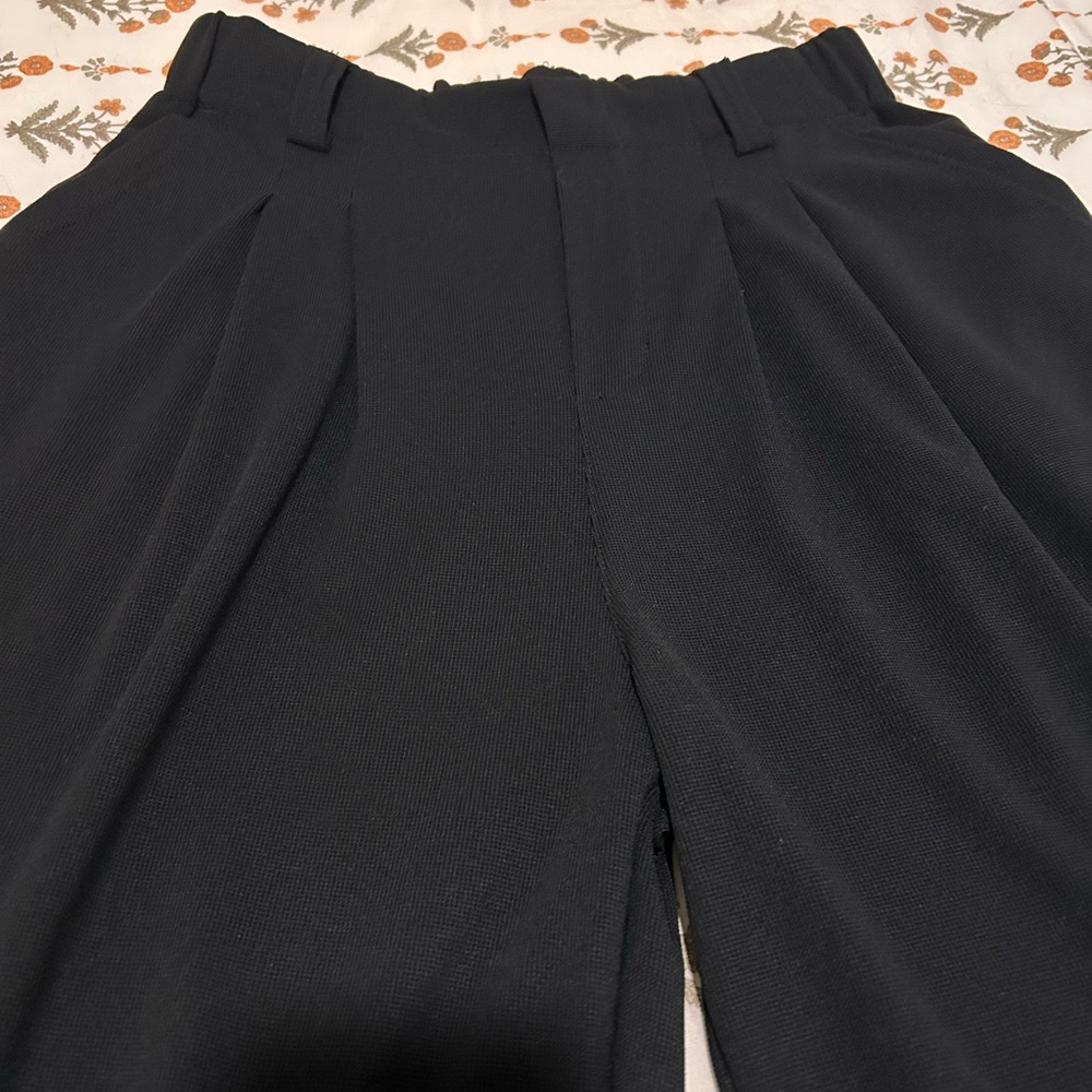 HALARA Waffle Knit Wide Leg Dress Pants (NEVER WORN)- Petite S
